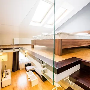  Apartment Radziwillowska Old Town Deluxe Wawelofts