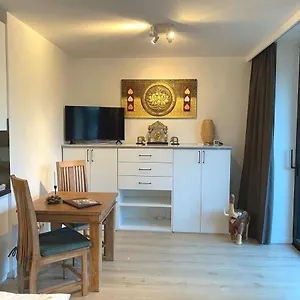  Apartment Araliya