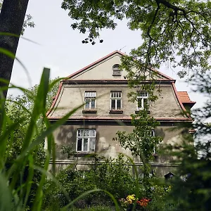 29 Avenue Krakov
